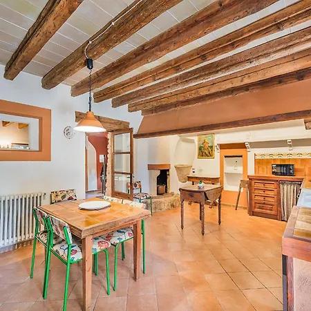Villa Historic With Mountain Views, Mallorca
