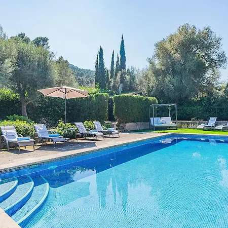 Historic With Mountain Views, Mallorca Pollença