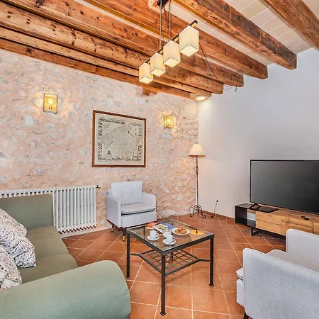 Historic With Mountain Views, Mallorca * Pollença